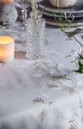 Nappe en lin uni brodé argent - Ramage (Alexandre Turpault) EN